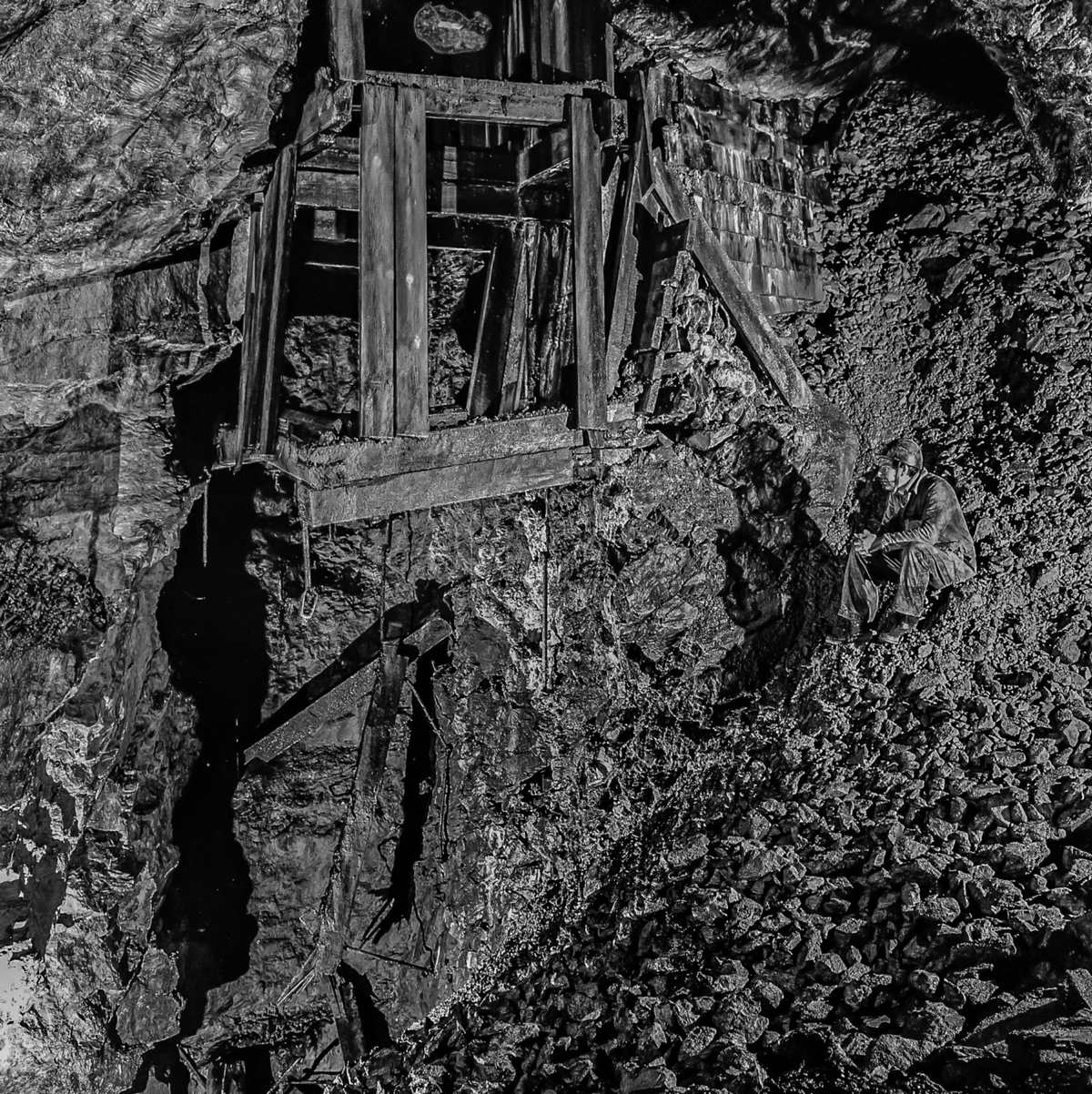 Possibly Turnavor Shaft underground in Polberro Adit 1974